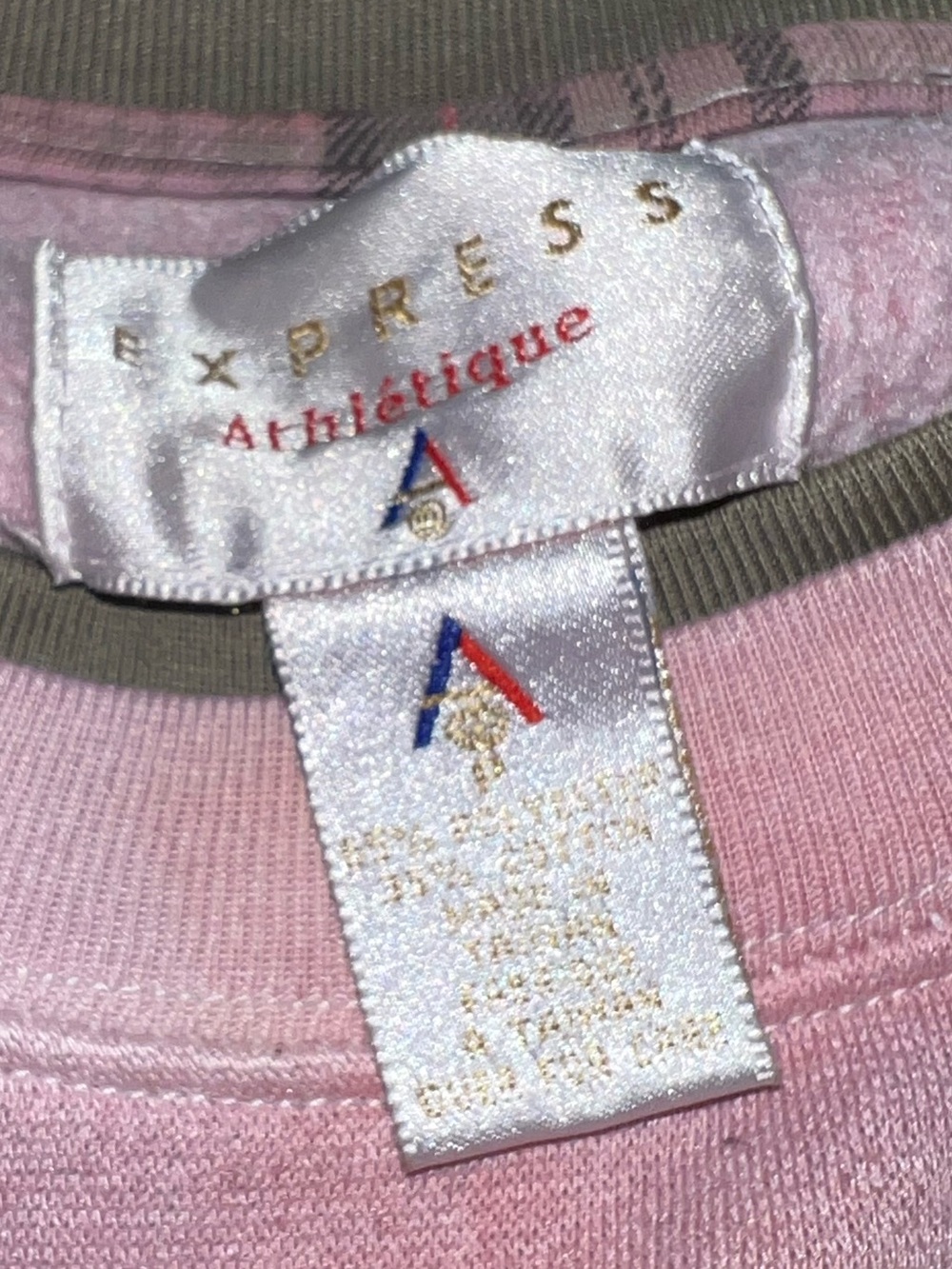 Vintage Express 90s Athletic Pink Embroidered Preppy Crewneck Pullover Size XS/S - Picture 10 of 10